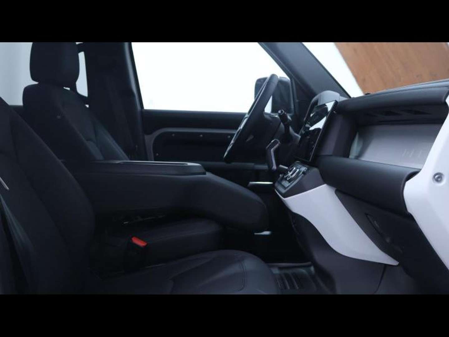 Land Rover Defender S D200 - 2026 - Joinsteer - #10