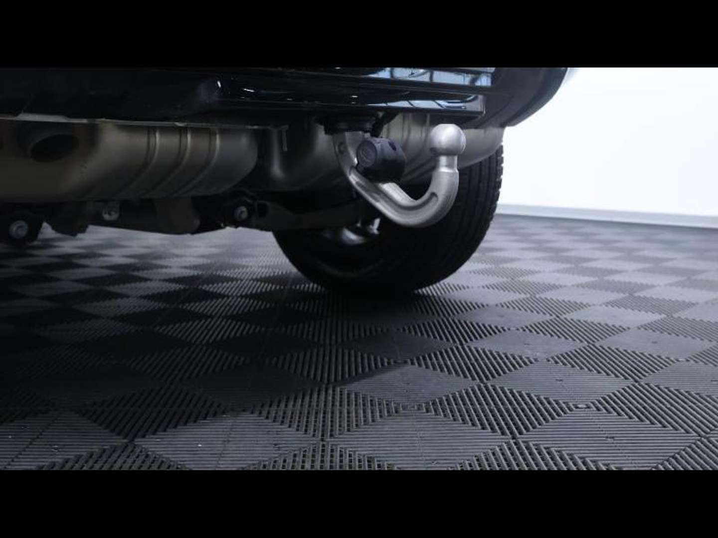 Land Rover Defender X-Dynamic D200 - 2026 - Joinsteer - #30