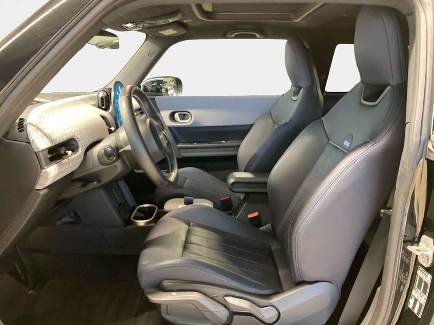 Mini Cooper Favoured Trim C - 2024 - Joinsteer - #9