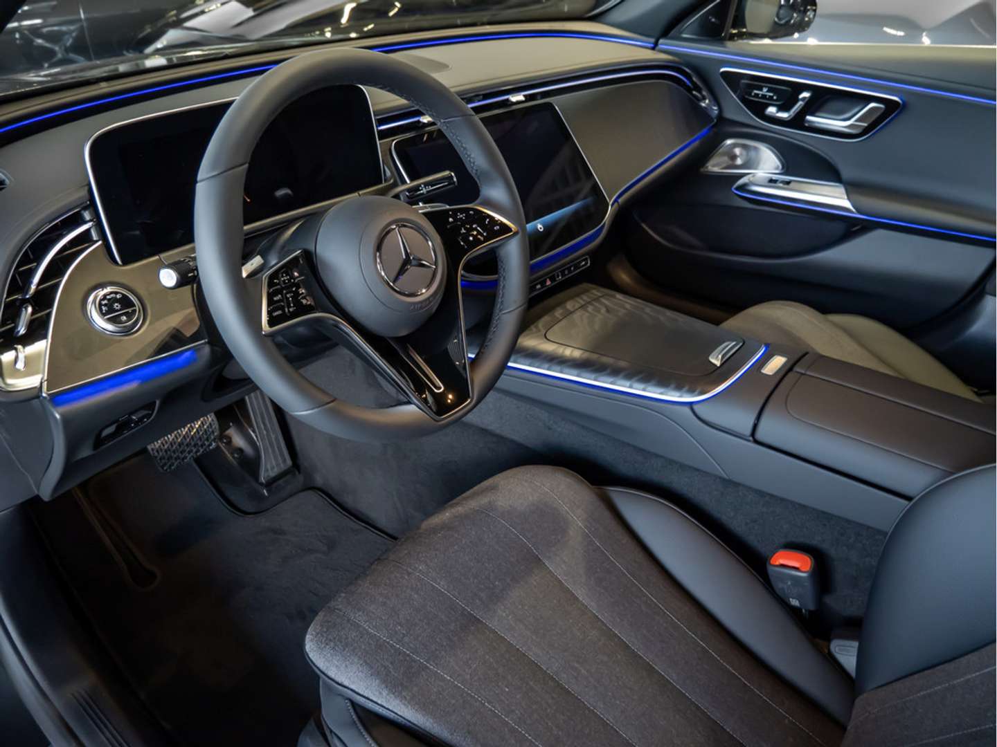 Mercedes Classe E Avantgarde E 450 D - 2025 - Joinsteer - #8