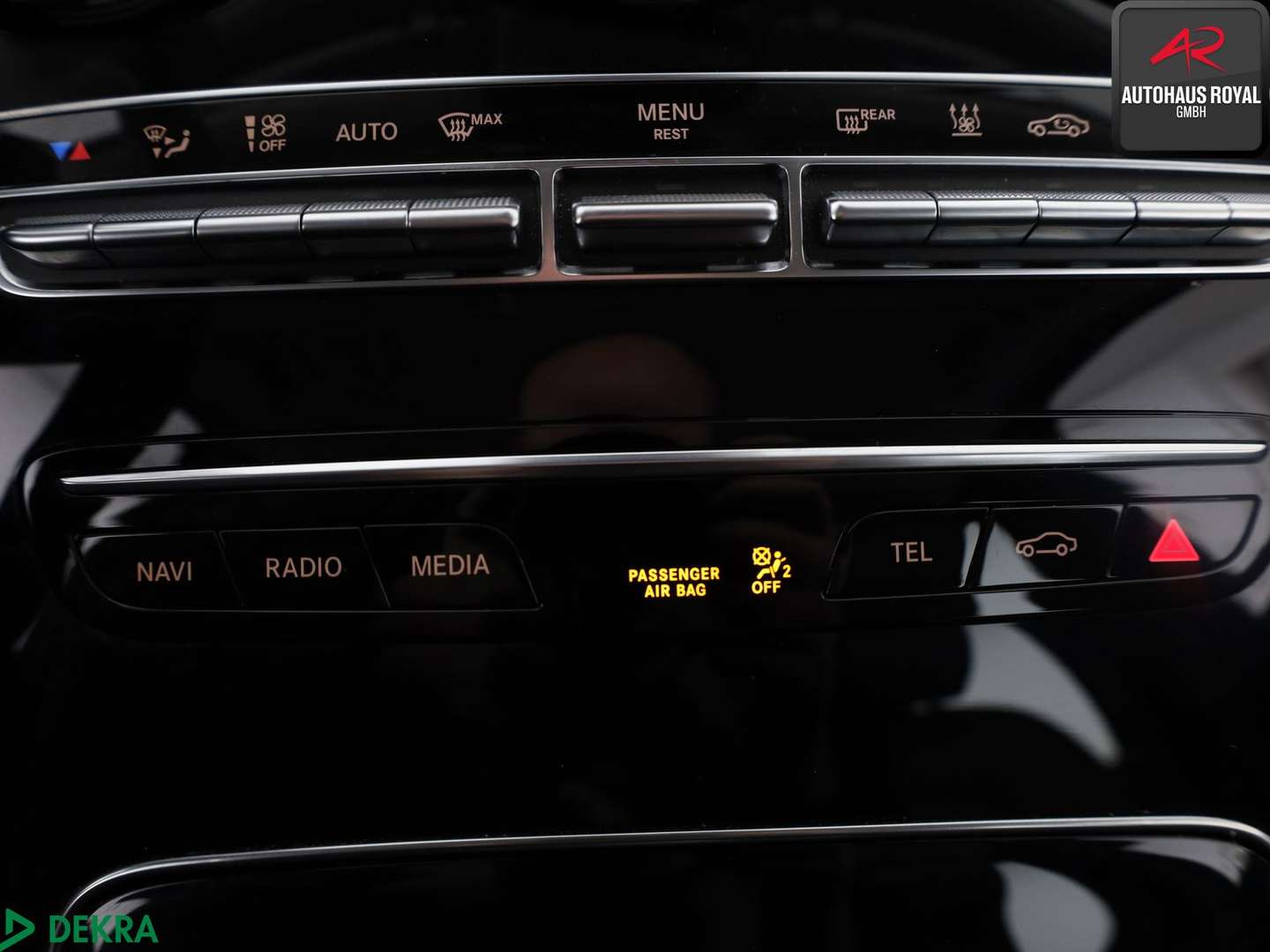 Mercedes Classe C AVANTGARDE 300 E - 2020 - Joinsteer - #23