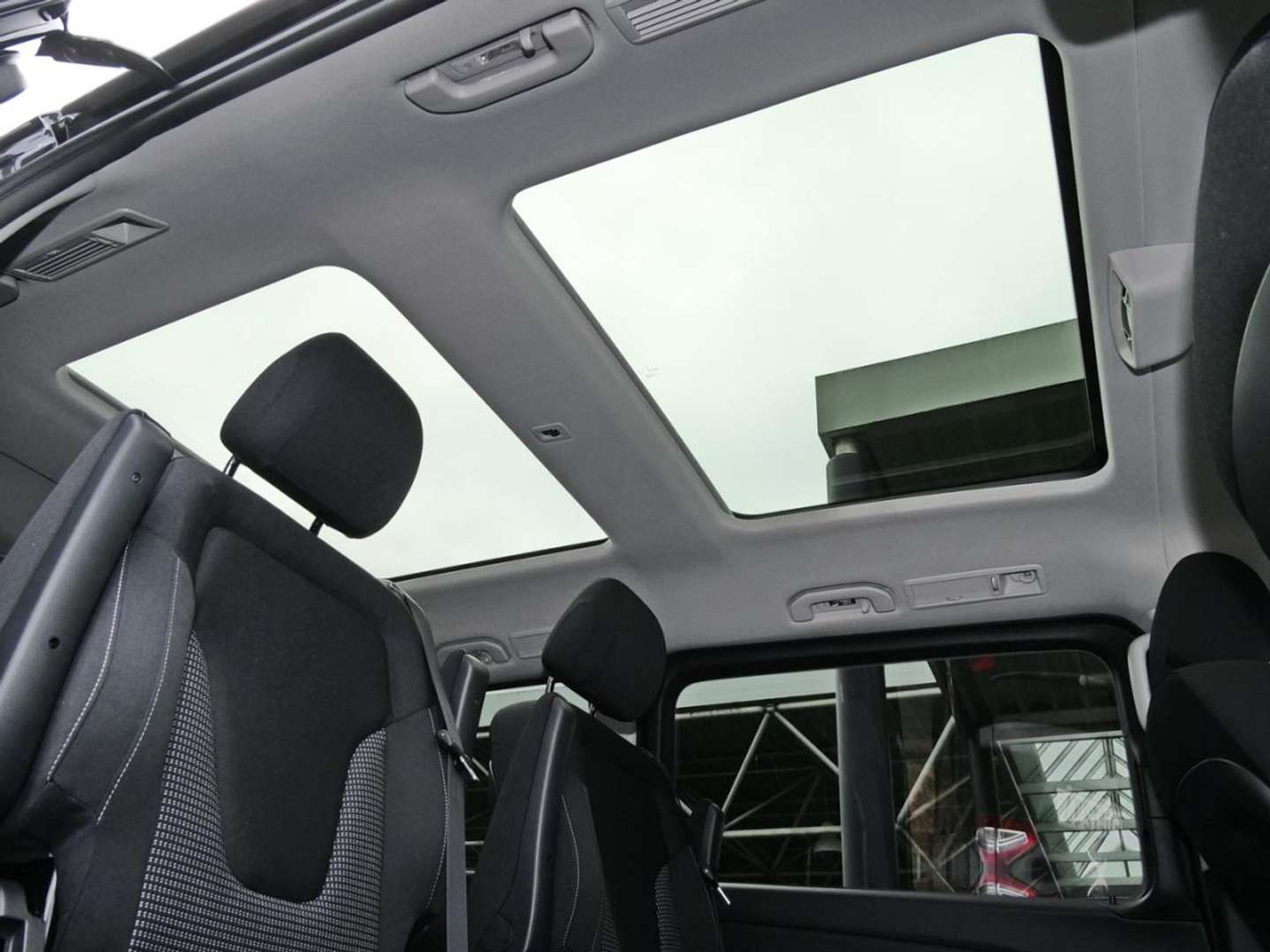 Mercedes Classe V STYLE 300 D - 2026 - Joinsteer - #20