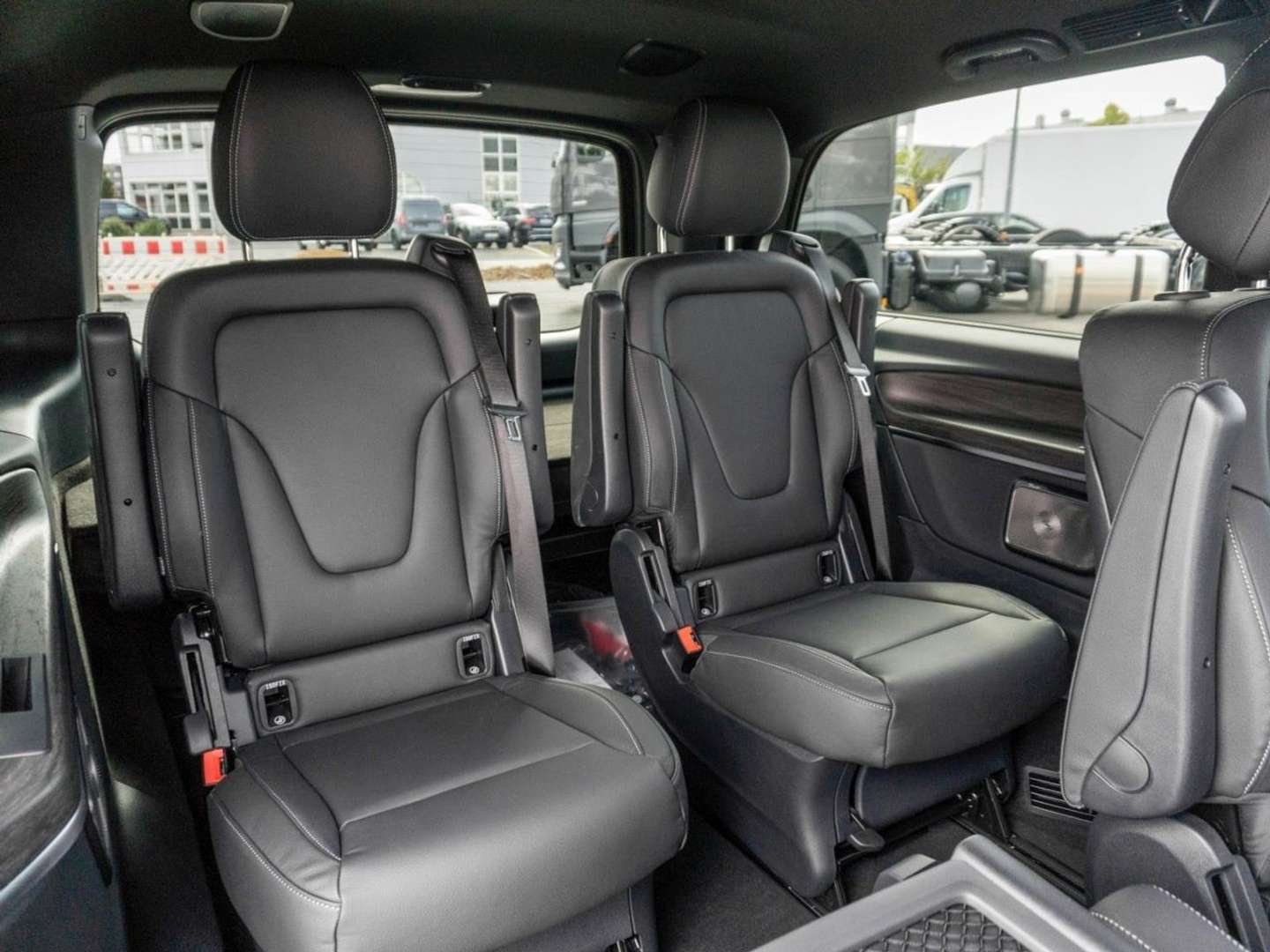 Mercedes Classe V AVANTGARDE V 300 D - 2025 - Joinsteer - #21