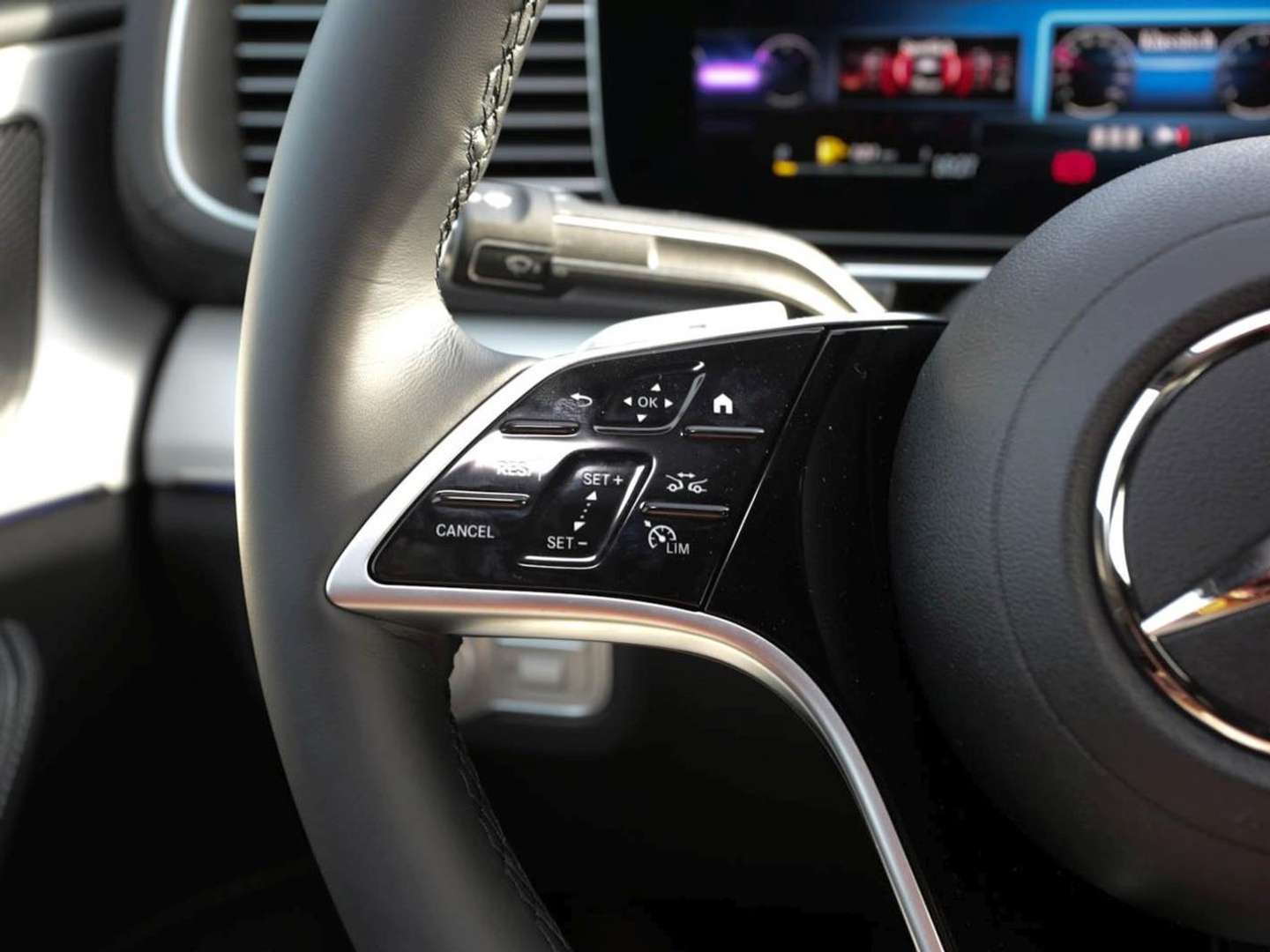 Mercedes GLE Coupé AMG Night 300 D - 2025 - Joinsteer - #21