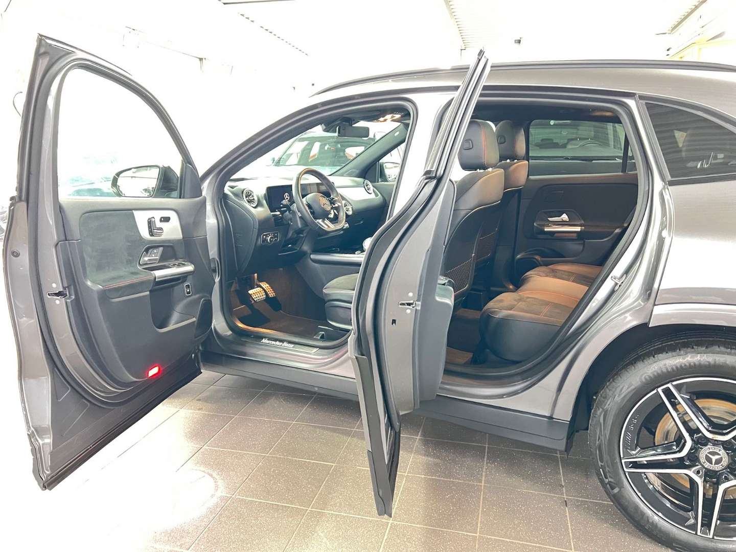 Mercedes GLA AMG LINE 220 D - 2023 - Joinsteer - #18