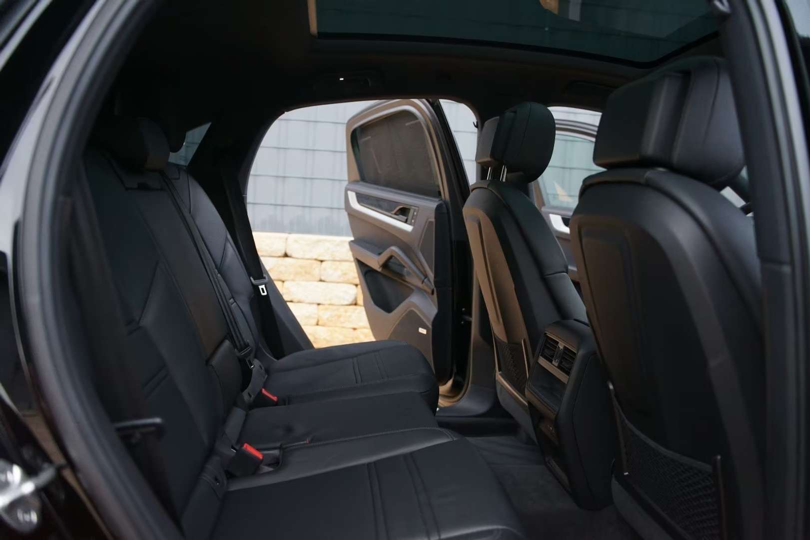 Porsche Cayenne Coupé 3.0 E-Hybrid - 2024 - Joinsteer - #7