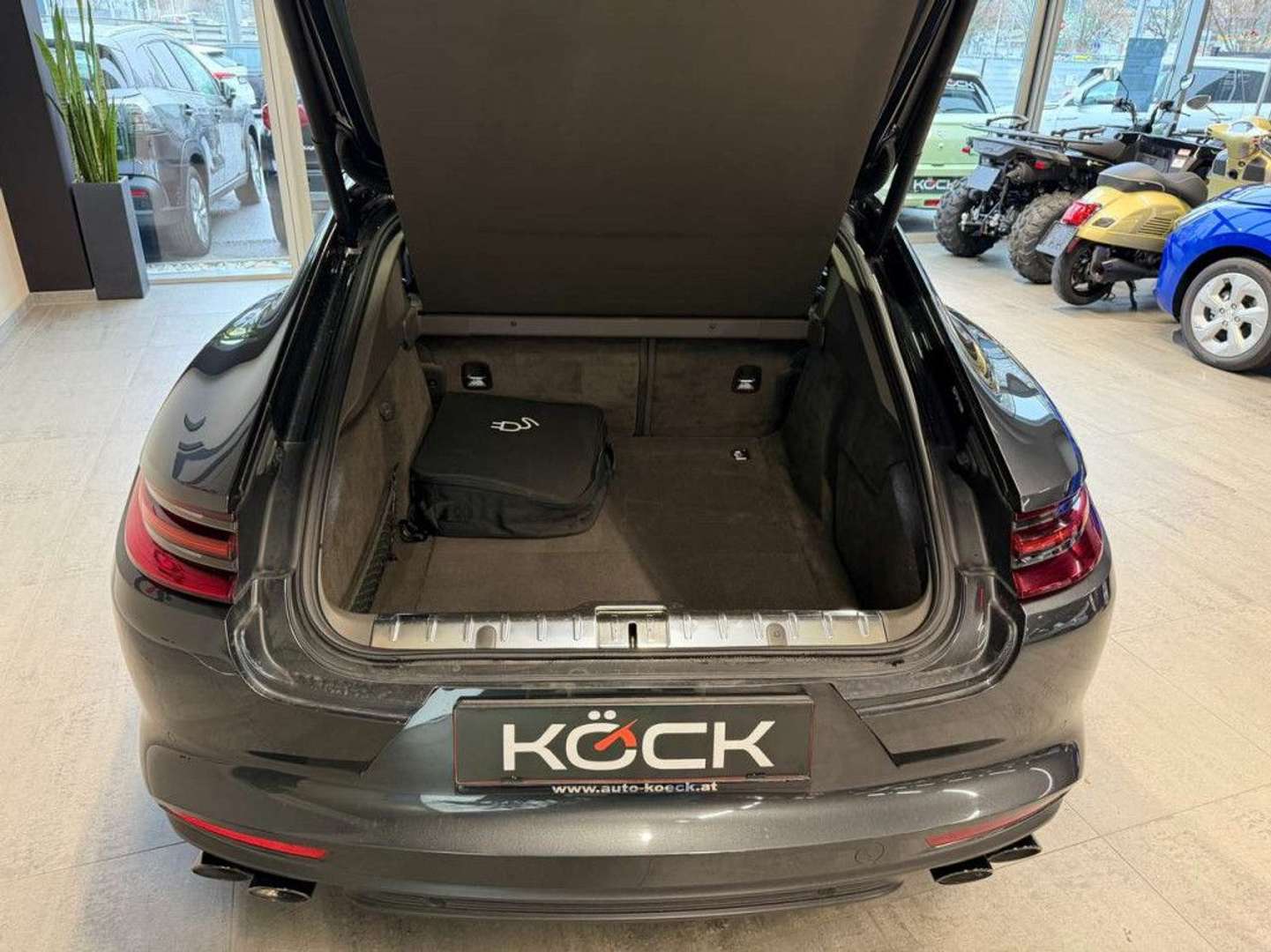 Porsche Panamera 4 E-Hybrid - 2019 - Joinsteer - #13