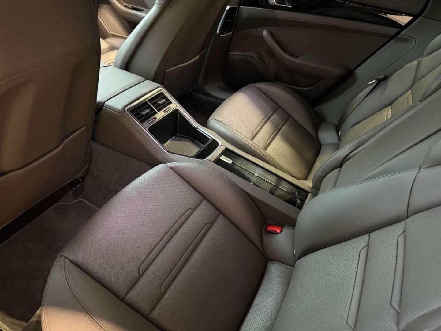 Porsche Panamera 4 E-Hybrid - 2019 - Joinsteer - #15