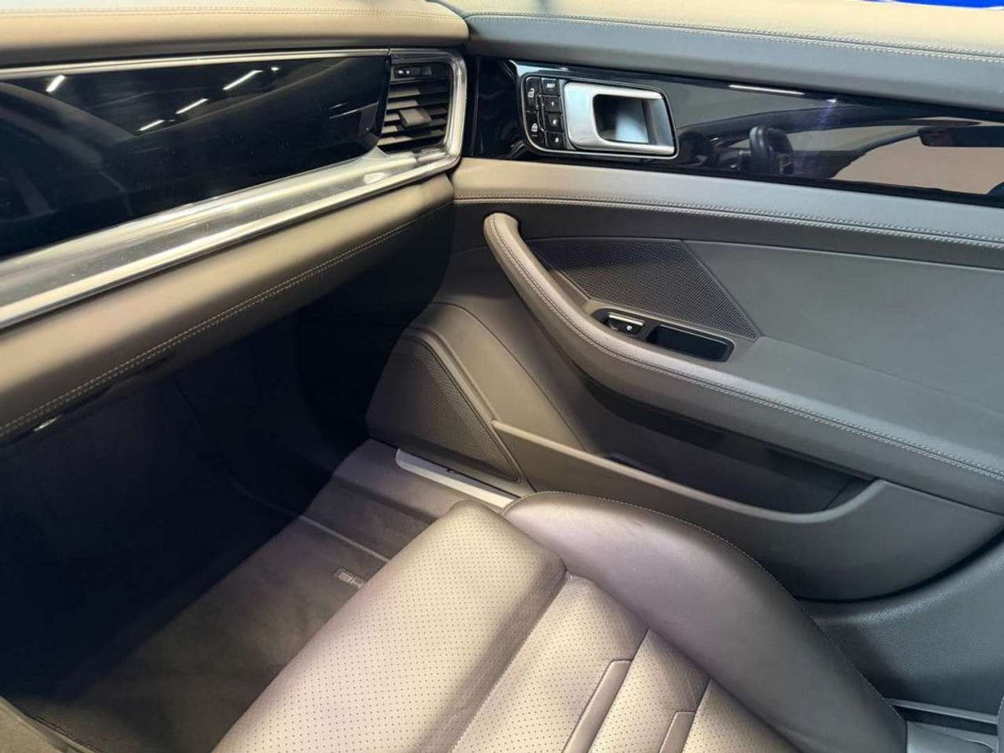 Porsche Panamera 4 E-Hybrid - 2019 - Joinsteer - #28