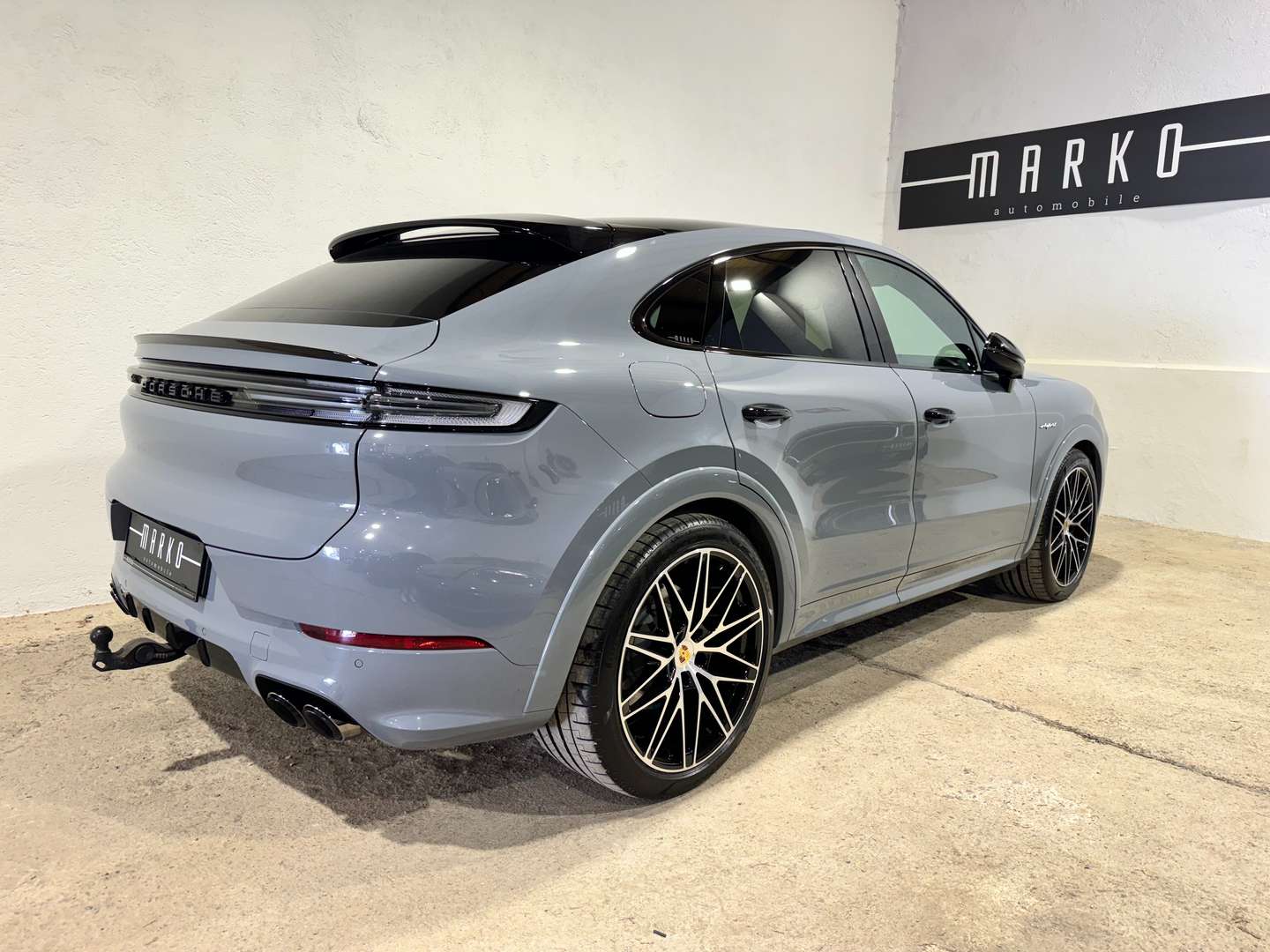 Porsche Cayenne Coupé E-Hybrid - 2025 - Joinsteer - #2