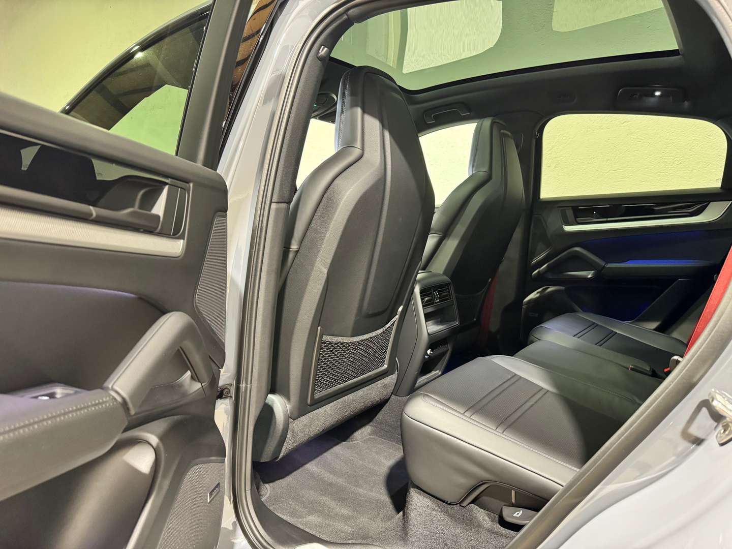 Porsche Cayenne Coupé E-Hybrid - 2025 - Joinsteer - #14