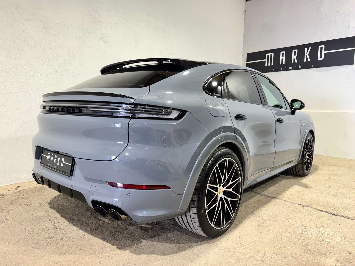 Porsche Cayenne Coupé E-Hybrid - 2025 - Joinsteer - #16