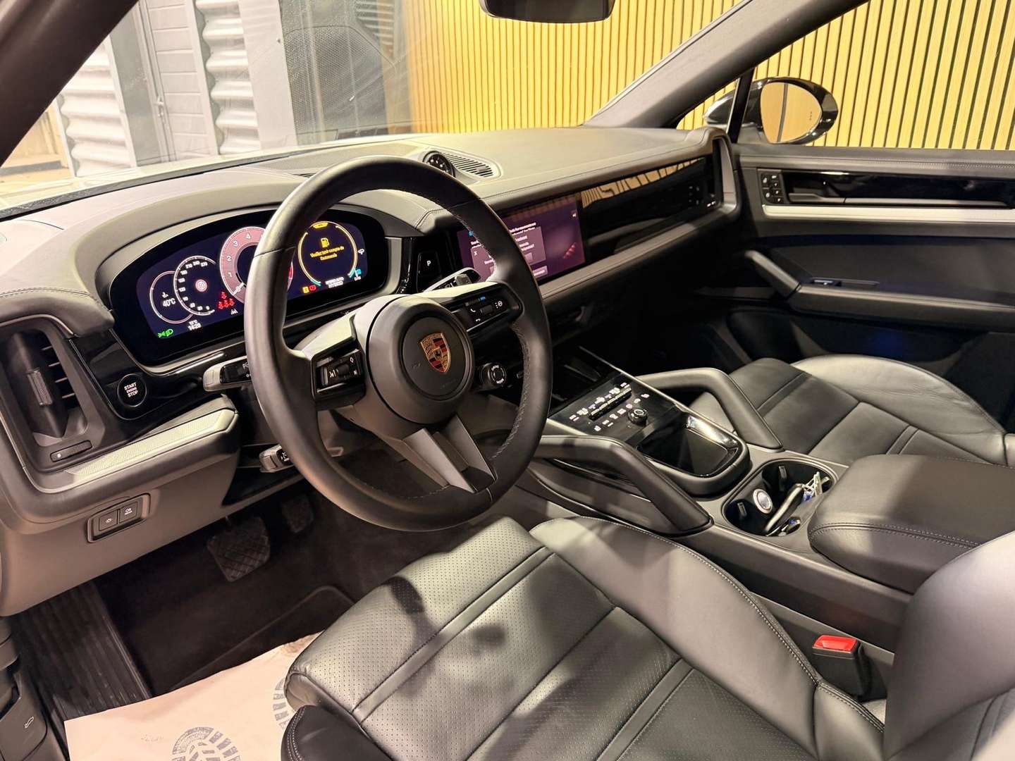 Porsche Cayenne Coupé E-Hybrid 3.0 Turbo V6 PACK CHRONO - 2024 - Joinsteer - #20