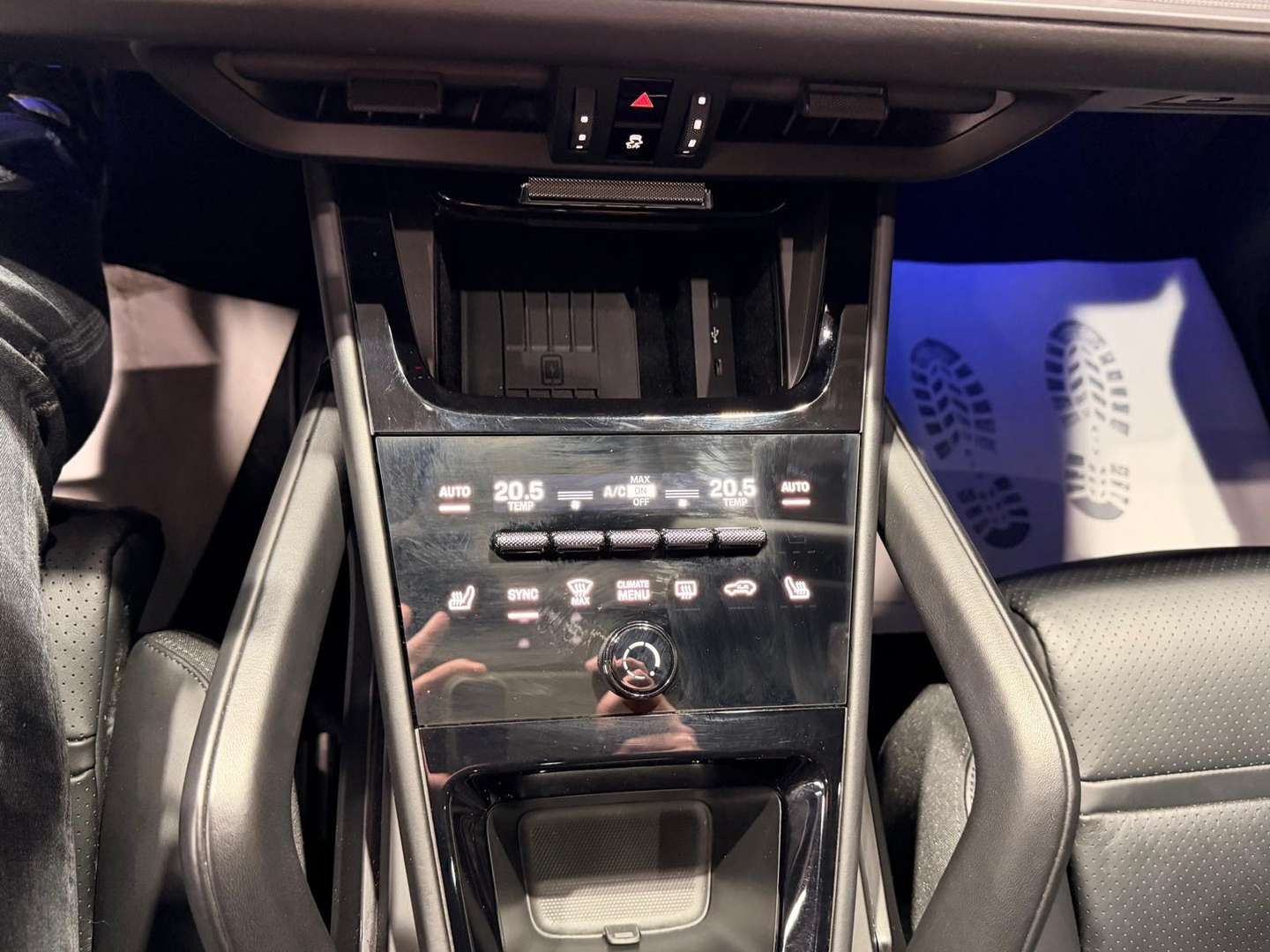 Porsche Cayenne Coupé E-Hybrid 3.0 Turbo V6 PACK CHRONO - 2024 - Joinsteer - #23