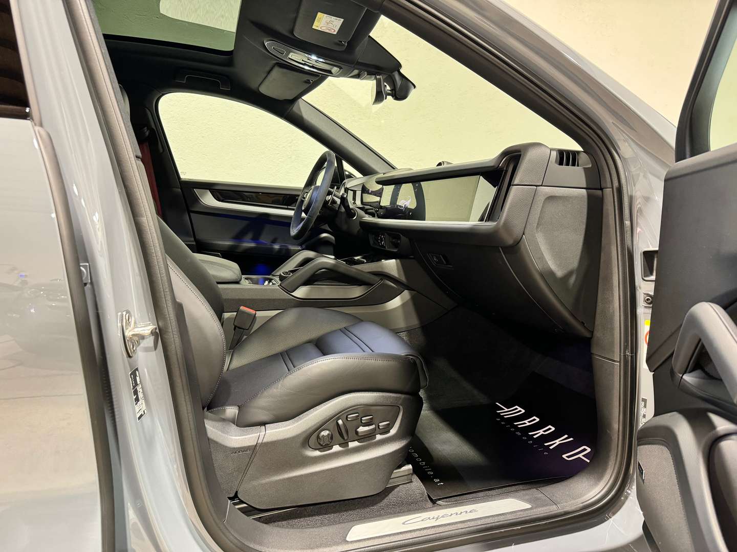 Porsche Cayenne Coupé E-Hybrid - 2025 - Joinsteer - #35