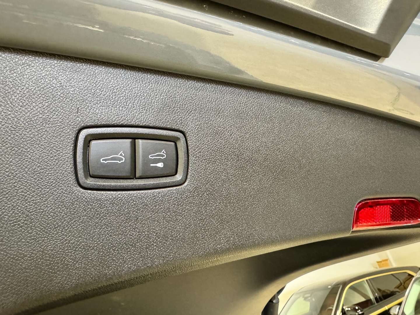 Porsche Cayenne Coupé E-Hybrid - 2025 - Joinsteer - #40