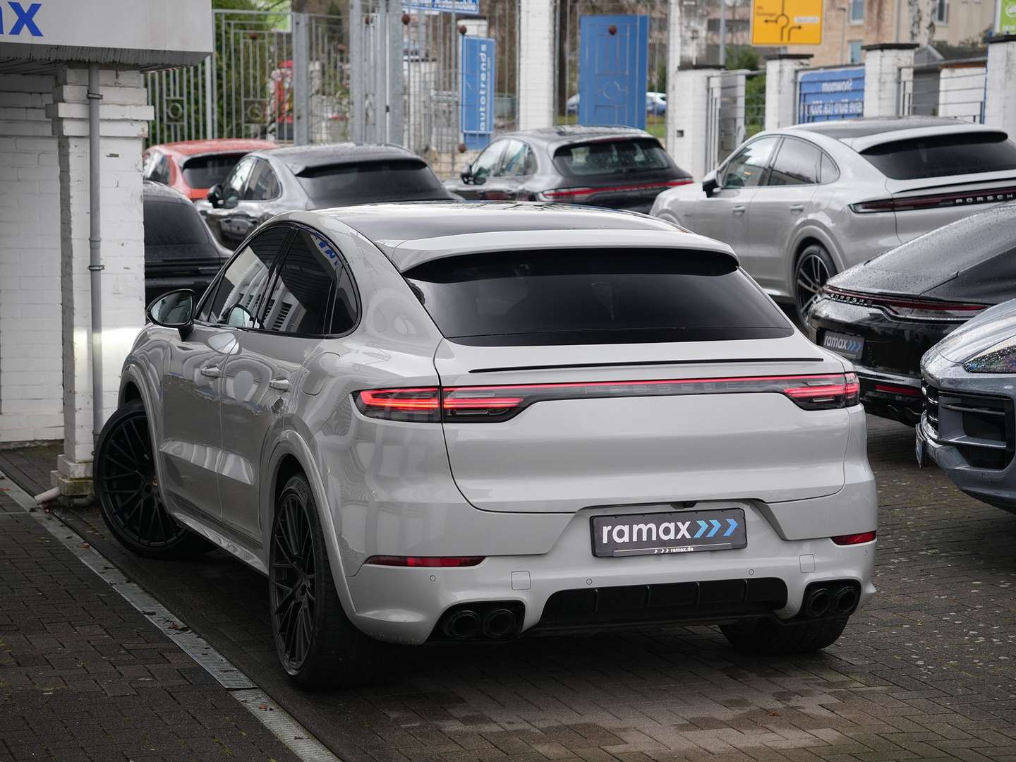 Porsche Cayenne Coupé PLATINUM-SPORTDESIGN-GTS E-Hybrid - 2023 - Joinsteer - #7