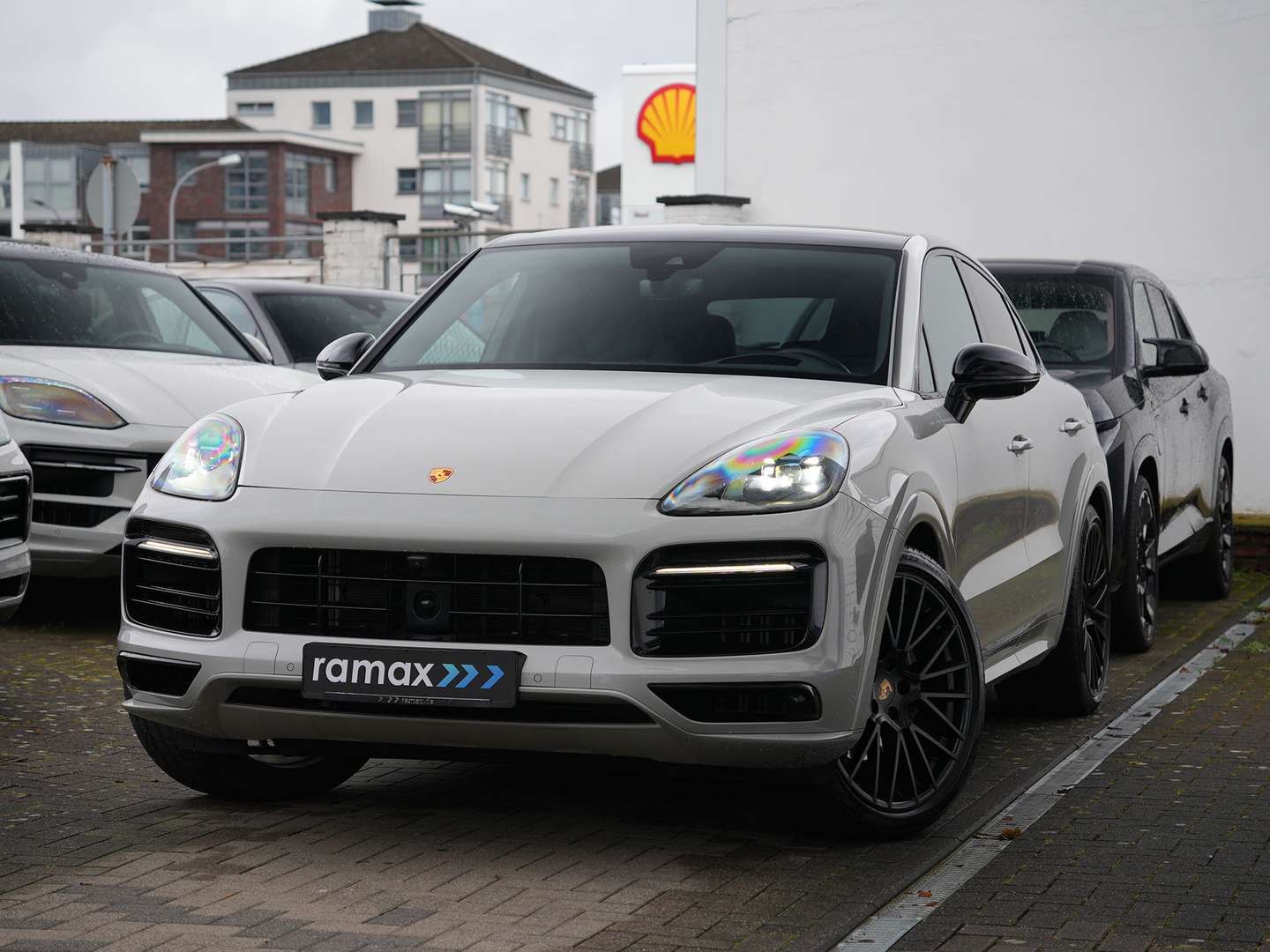 Porsche Cayenne Coupé PLATINUM-SPORTDESIGN-GTS E-Hybrid - 2023 - Joinsteer - #15