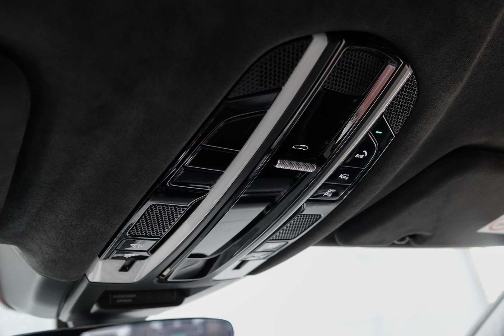 Porsche Cayenne Coupé Platinum Edition 3.0 E-Hybrid 462Pk - 2023 - Joinsteer - #34