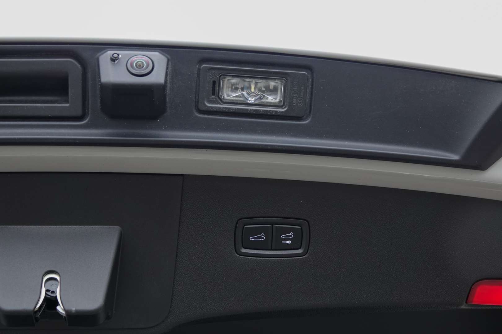 Porsche Cayenne Coupé Platinum Edition 3.0 E-Hybrid 462Pk - 2023 - Joinsteer - #39