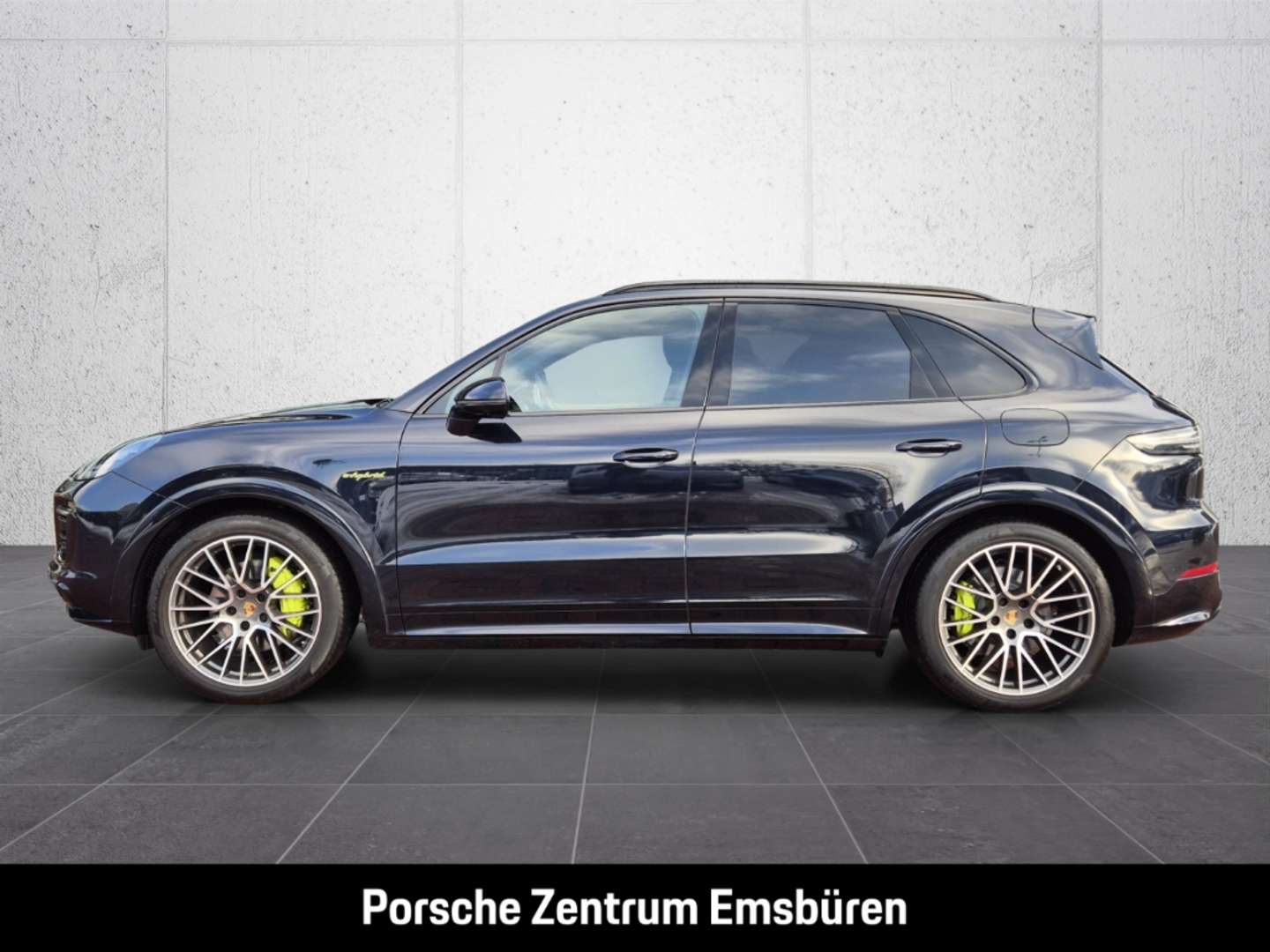 Porsche Cayenne Platinum Edition E-Hybrid - 2023 - Joinsteer - #2