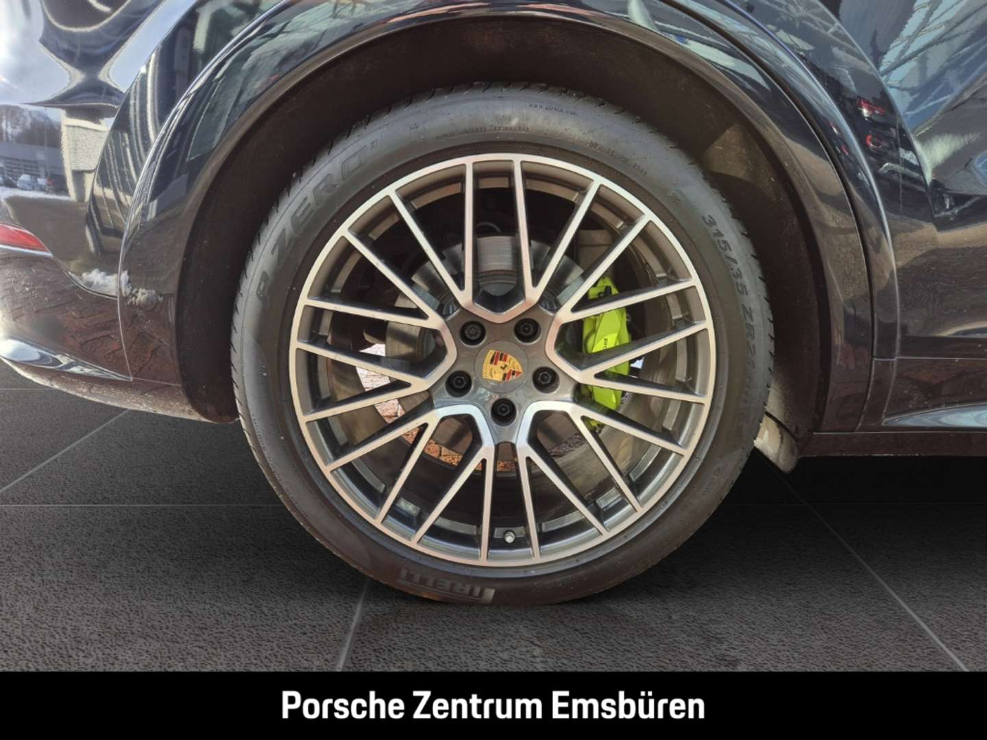 Porsche Cayenne Platinum Edition E-Hybrid - 2023 - Joinsteer - #13