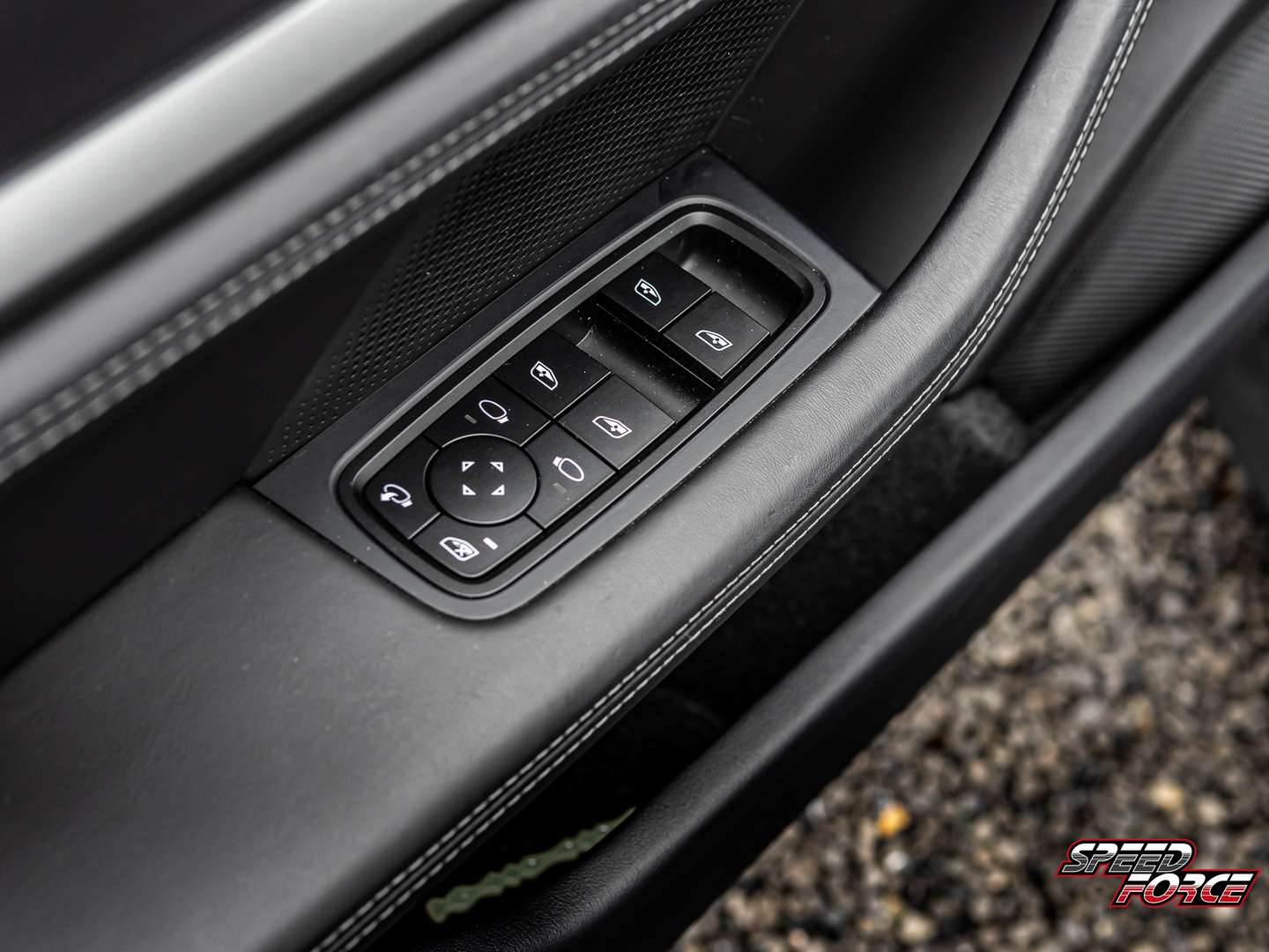 Porsche Taycan Sport Turismo FACELIFT - 2024 - Joinsteer - #25