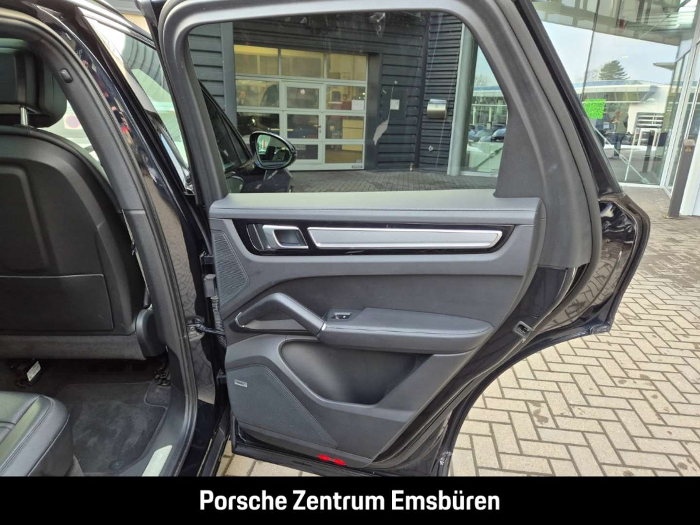 Porsche Cayenne Platinum Edition E-Hybrid - 2023 - Joinsteer - #31