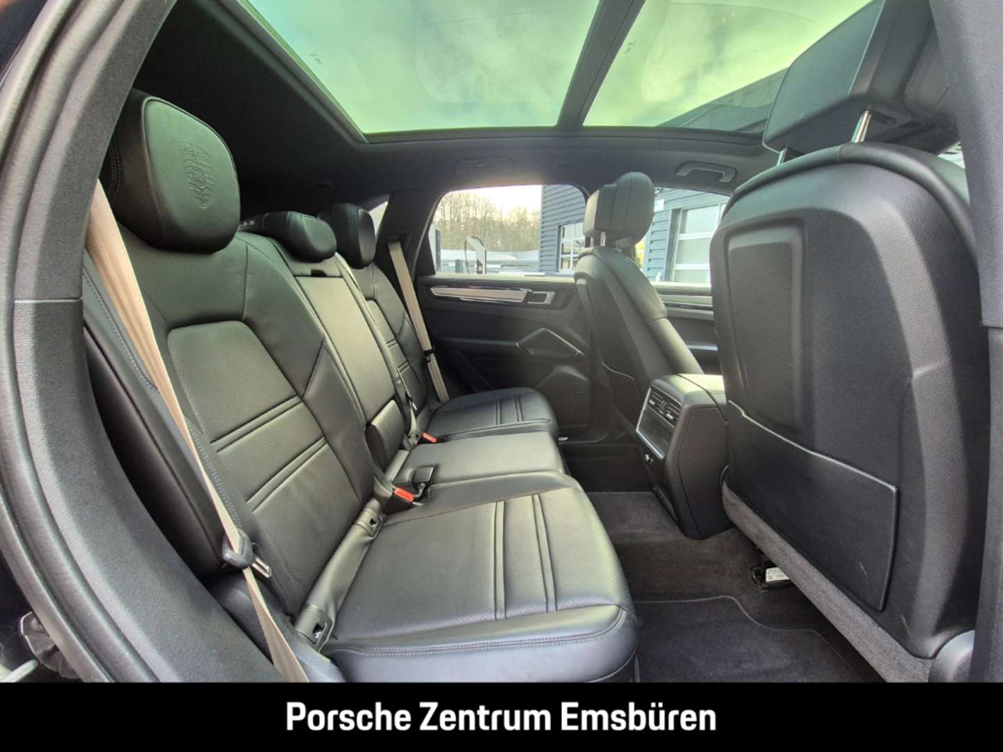 Porsche Cayenne Platinum Edition E-Hybrid - 2023 - Joinsteer - #32