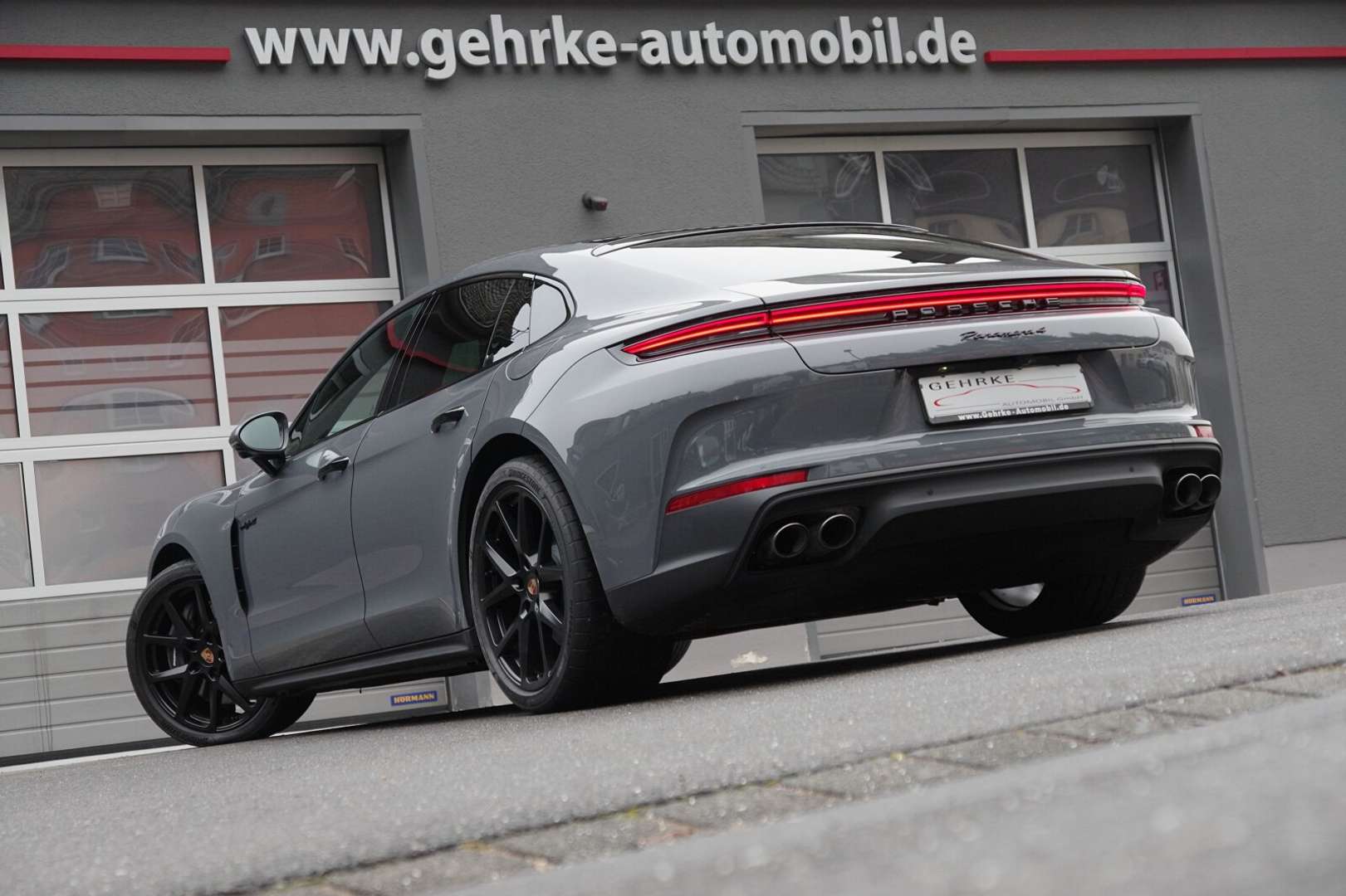 Porsche Panamera 4 E-Hybrid - 2025 - Joinsteer - #2