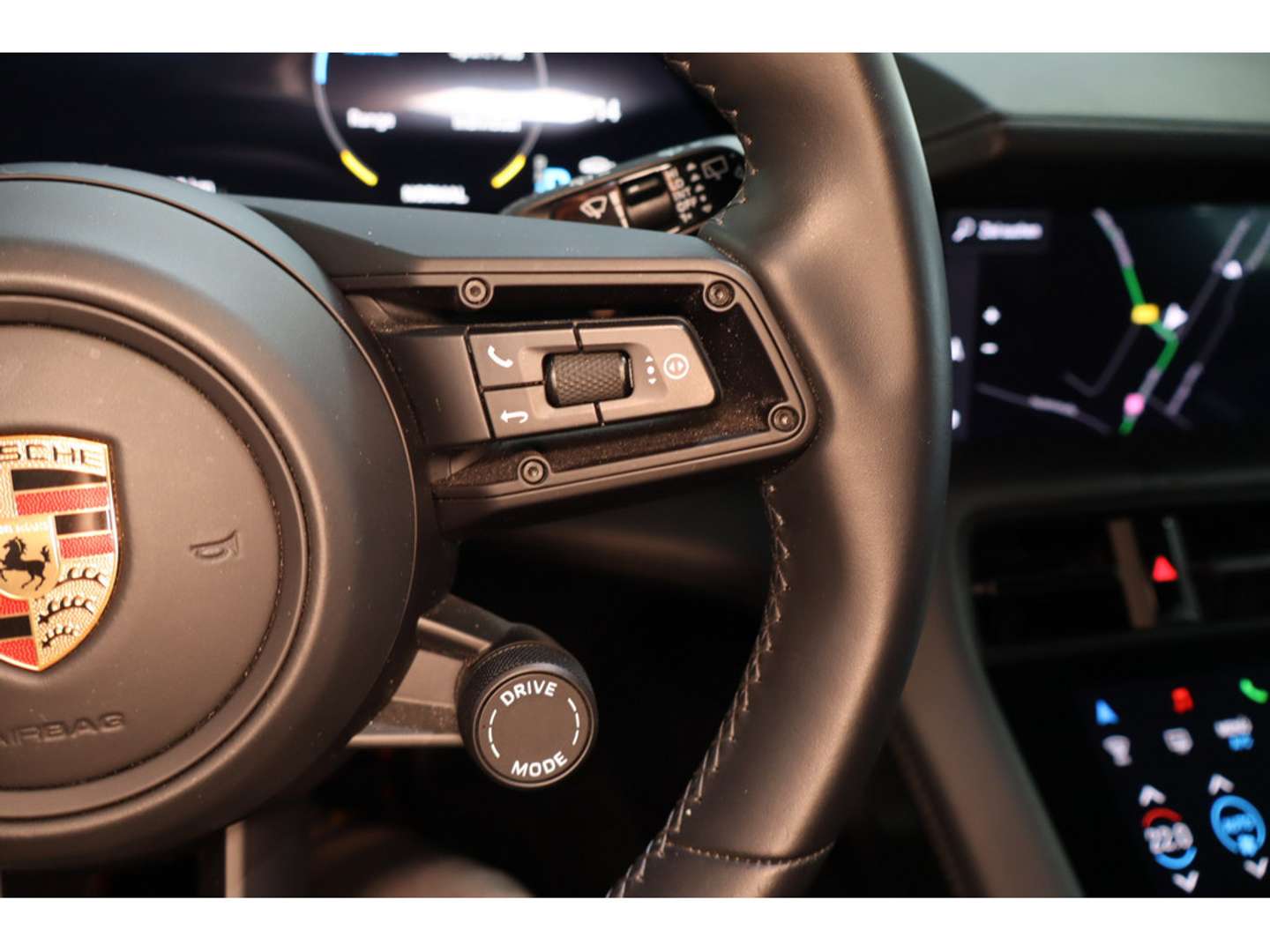 Porsche Taycan Cross Turismo Turbo Approved Service - 2021 - Joinsteer - #18