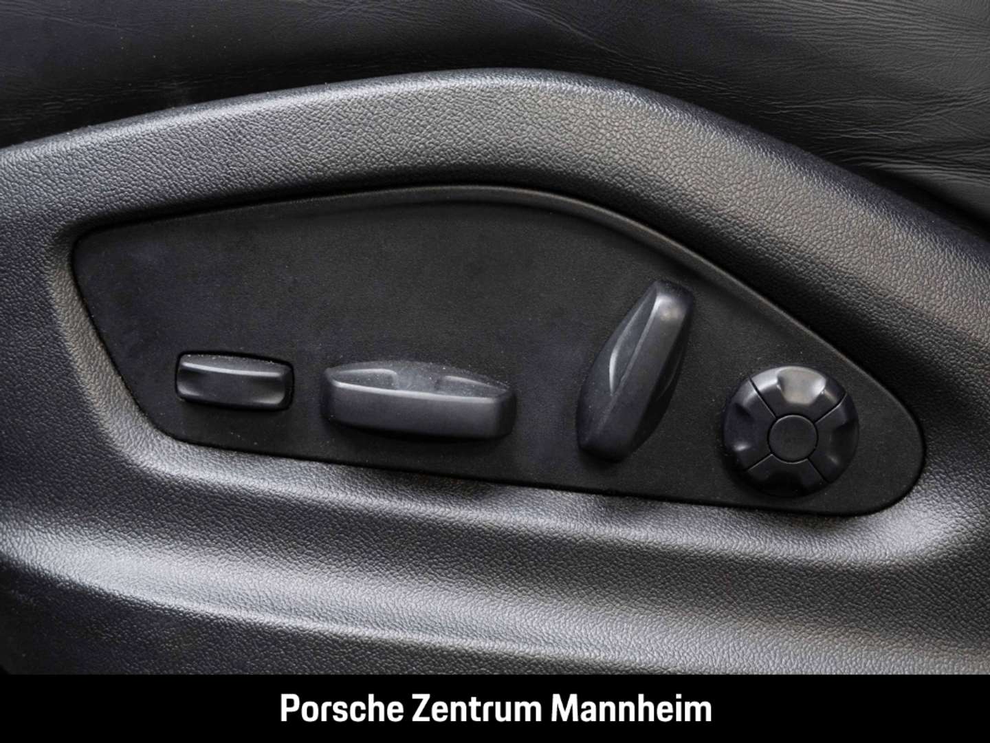 Porsche Cayenne Coupé E-Hybrid PE - 2022 - Joinsteer - #28