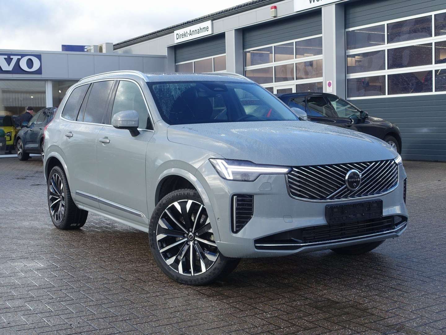 Volvo XC90 Plus Bright T8 AWD Plug-in Hybrid - 2025 - Joinsteer - #3