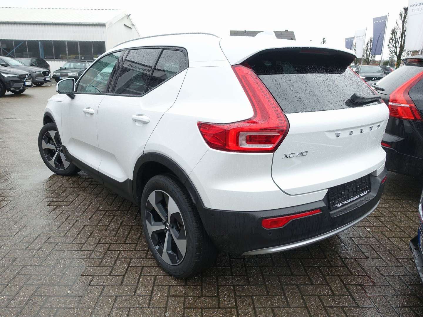 Volvo XC40 Core B3 Mild-Hybrid - 2025 - Joinsteer - #4