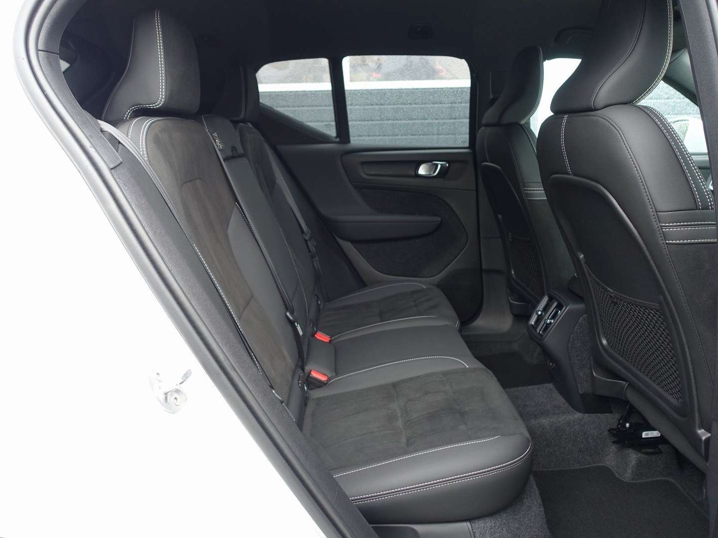 Volvo XC40 Core B3 Mild-Hybrid - 2025 - Joinsteer - #11