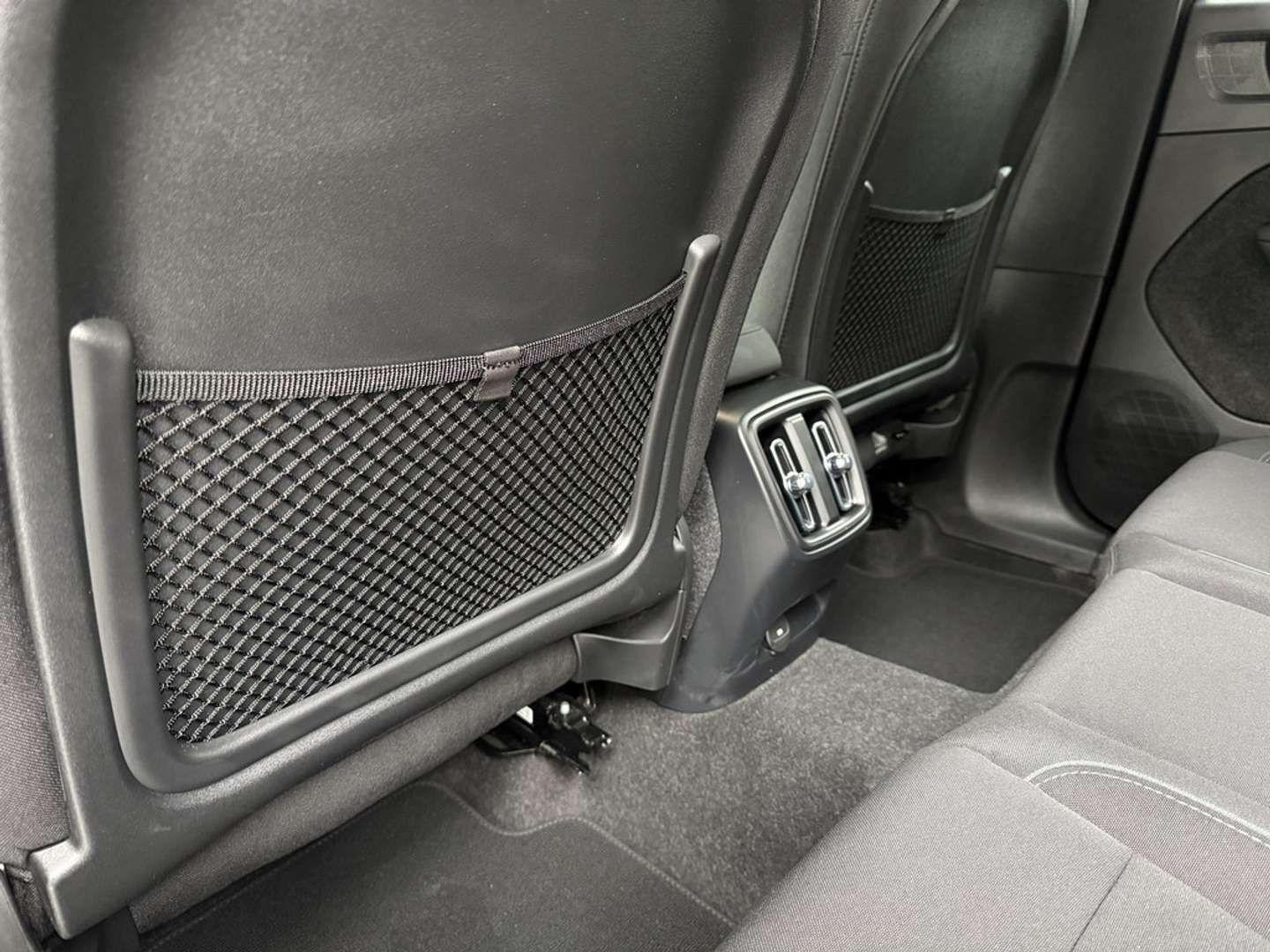 Volvo XC40 AWD Plus Recharge Pure Electric - 2022 - Joinsteer - #39