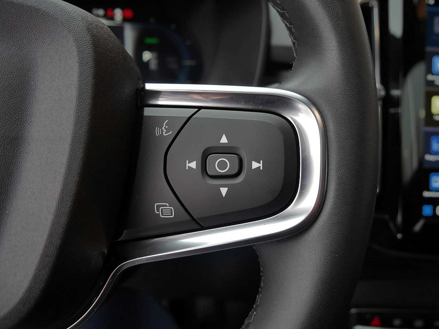 Volvo XC40 Ultimate Recharge - 2023 - Joinsteer - #28