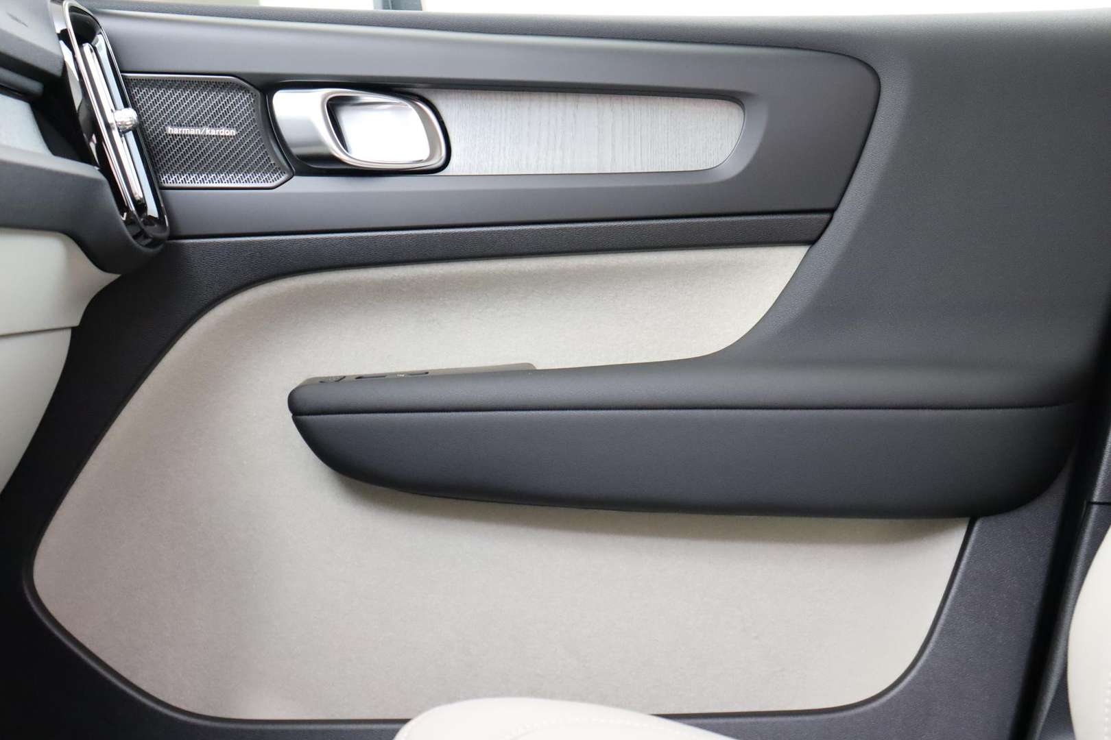 Volvo XC40 Business Edition B3 - 2026 - Joinsteer - #19