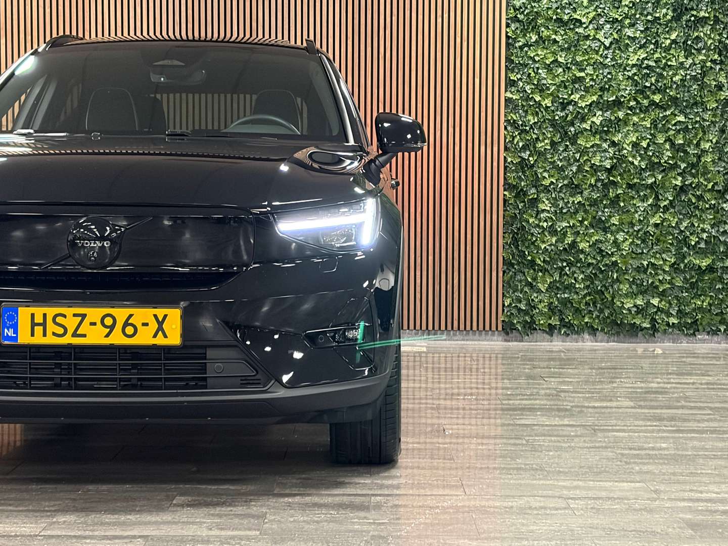 Volvo EX40 Ultra Black Extended Range - 2025 - Joinsteer - #11