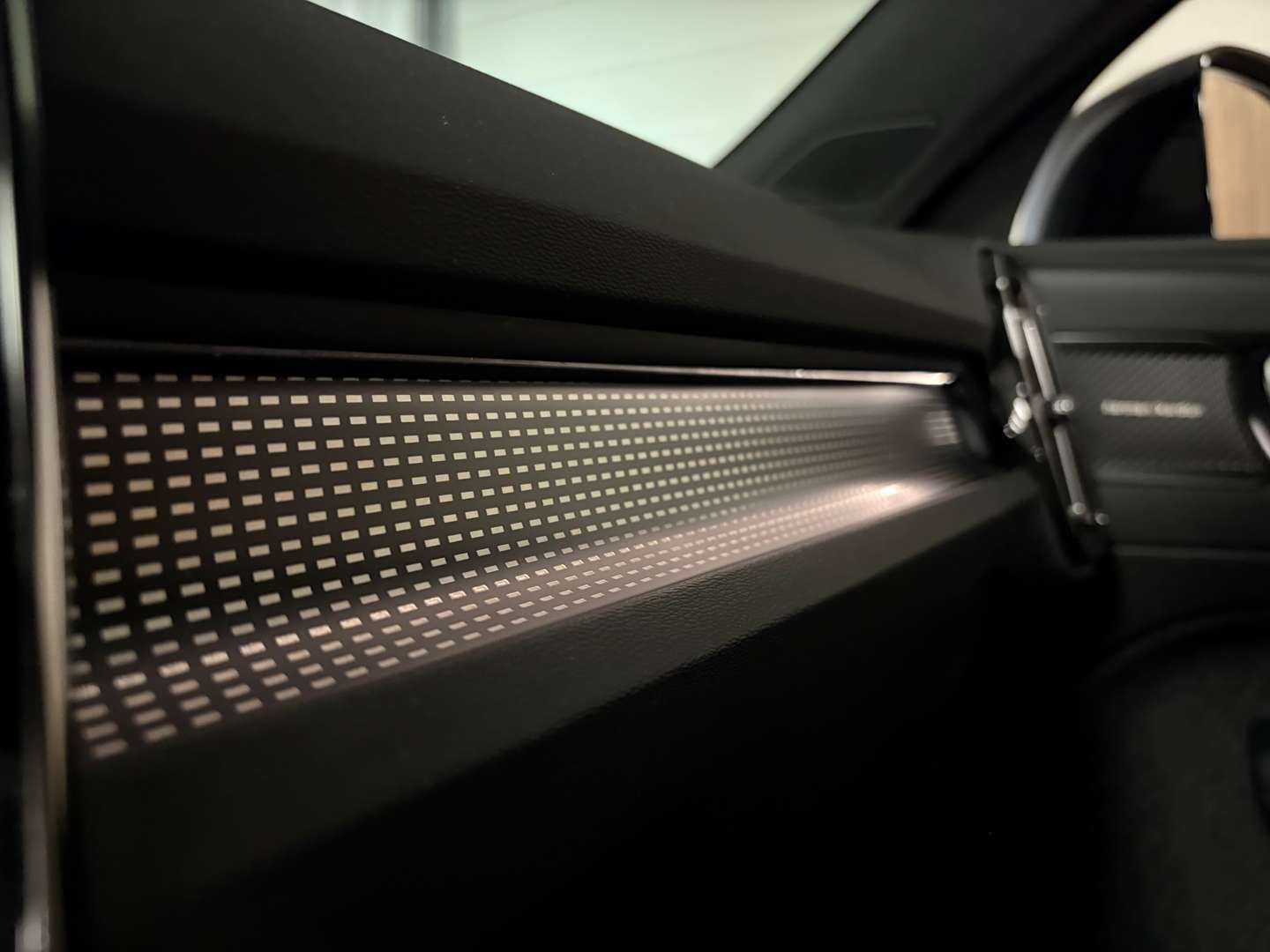 Volvo EX40 Ultra Single Motor Extended Range - 2025 - Joinsteer - #35