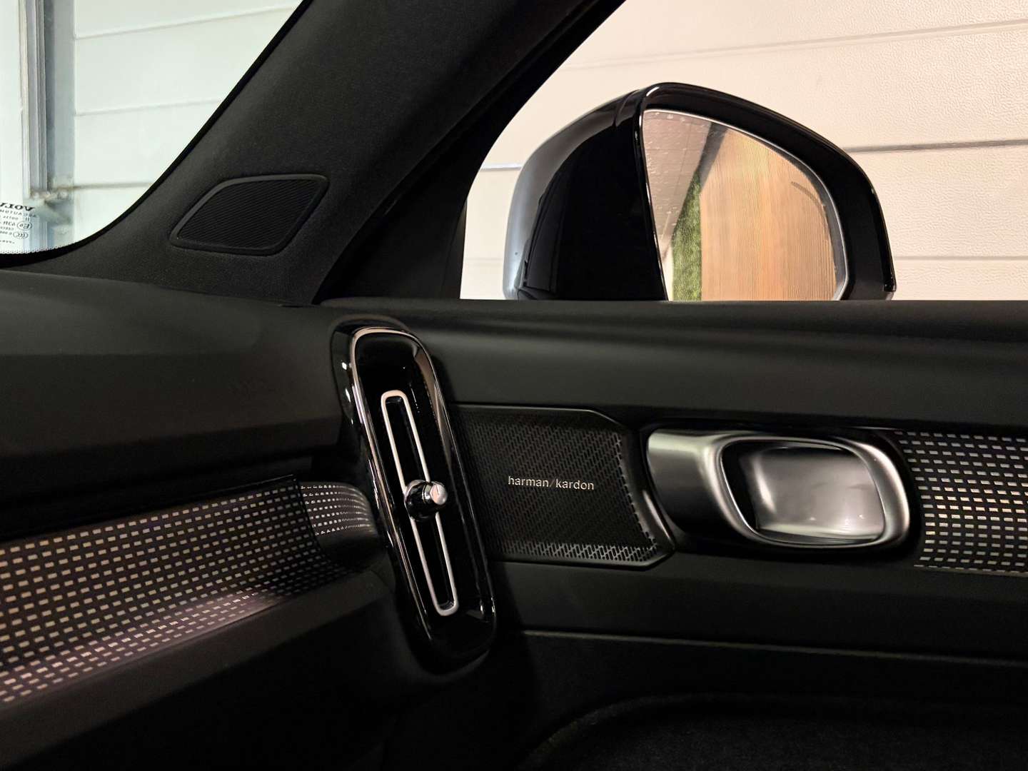 Volvo EX40 Ultra Single Motor Extended Range - 2025 - Joinsteer - #36