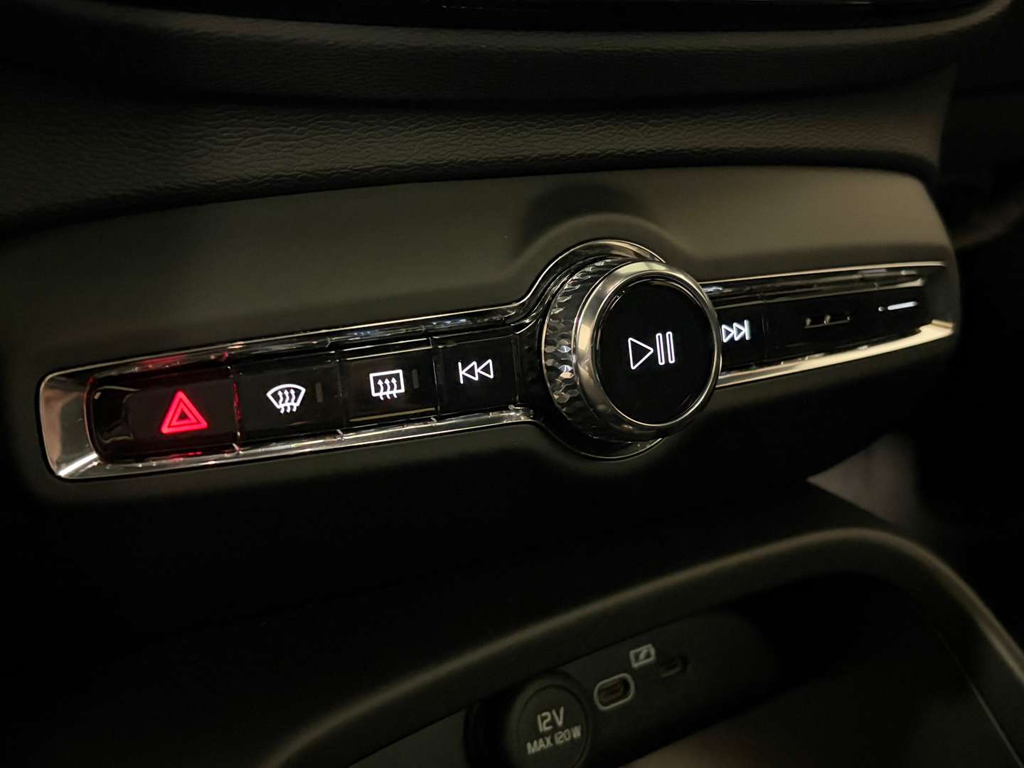 Volvo EX40 Ultra Single Motor Extended Range - 2025 - Joinsteer - #42