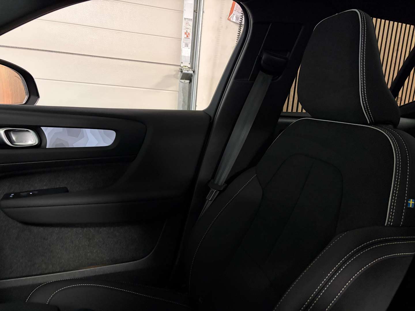 Volvo EX40 Ultra Black Extended Range - 2025 - Joinsteer - #38