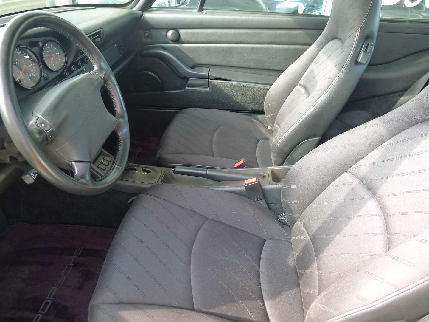 Porsche 993 Coupé Tiptronic - 1995 - Joinsteer - #4