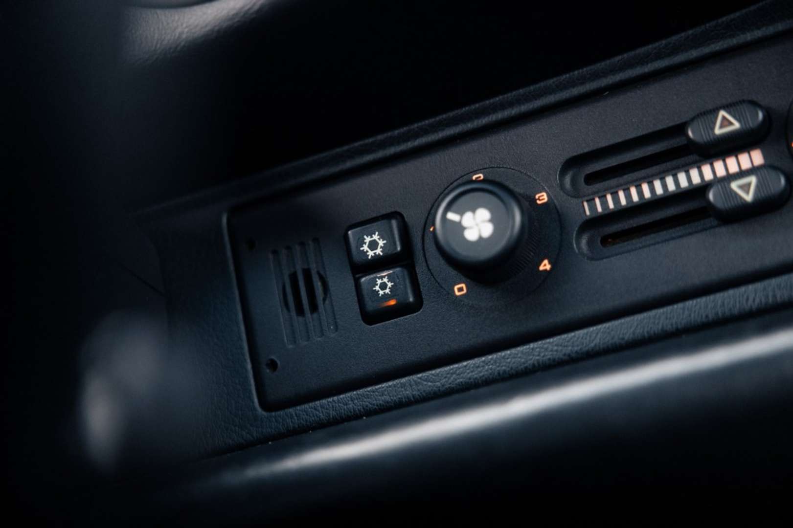 Porsche 993 3.6 Carrera 4S Coupe - 1996 - Joinsteer - #14