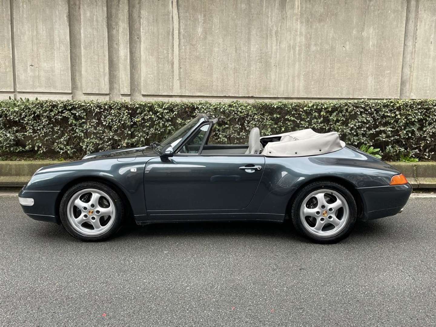 Porsche 993 Cabriolet Carrera 2 - 1995 - Joinsteer - #2