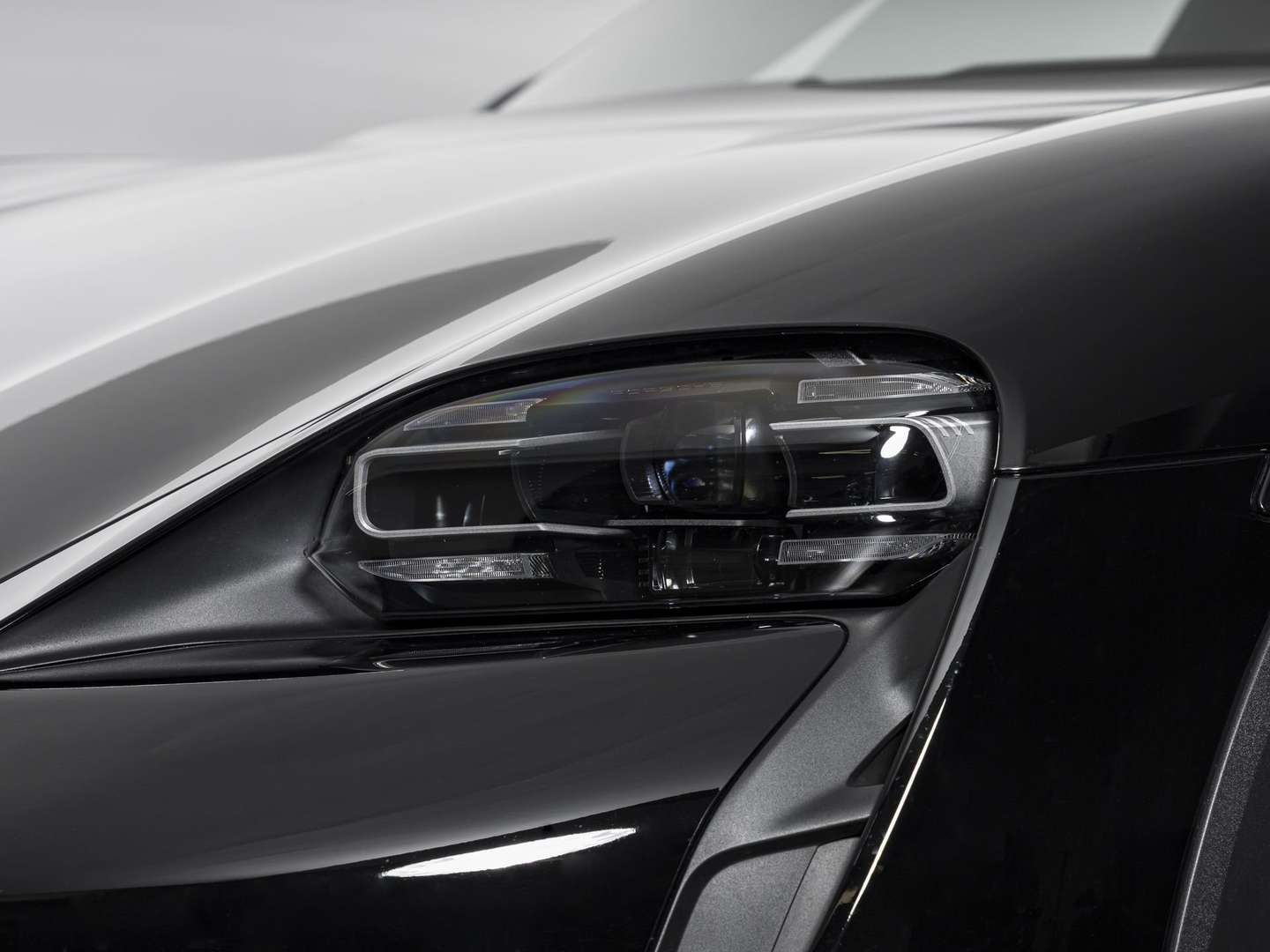 Porsche Taycan 4 Cross Turismo - 2024 - Joinsteer - #13