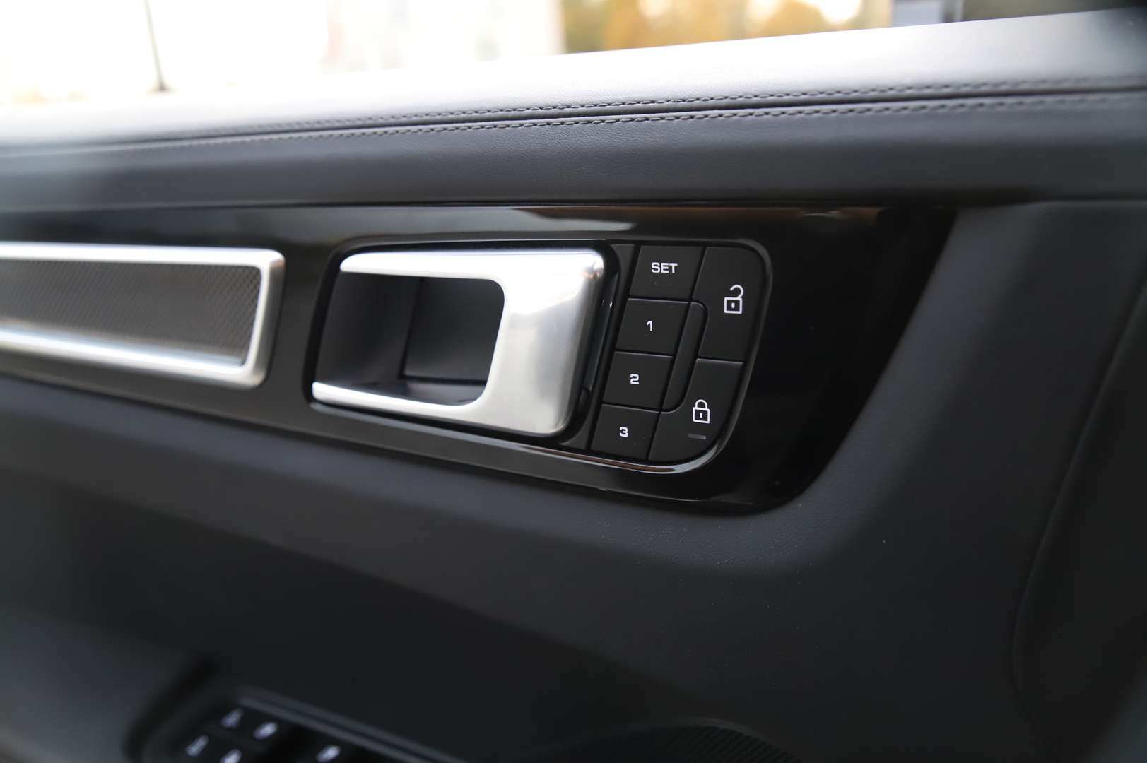 Porsche Cayenne Coupé GTS Lightweight Carbon Pack - 2024 - Joinsteer - #27