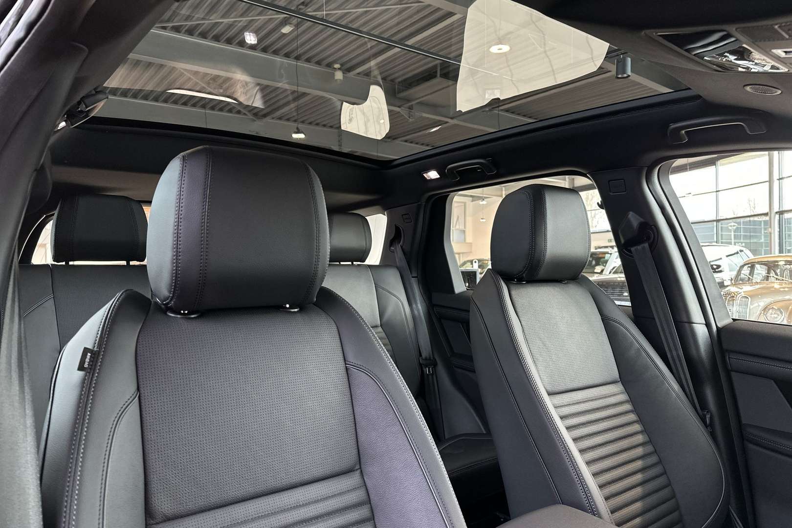 Land Rover Discovery Sport Business Edition P270e - 2026 - Joinsteer - #14