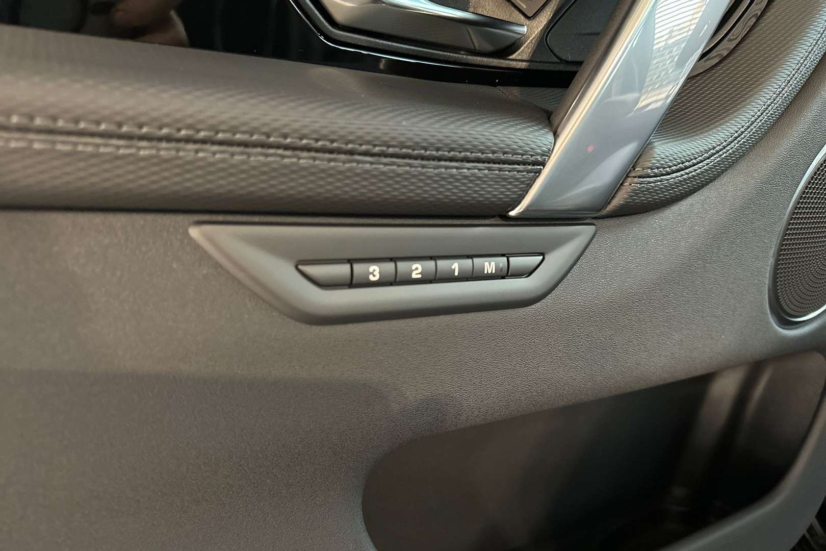 Land Rover Discovery Sport Business Edition P270e - 2026 - Joinsteer - #12